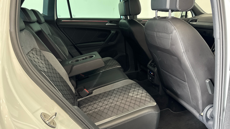 Volkswagen Tiguan 1.5 TSI 150 R-Line Edition 5dr DSG Petrol Estate